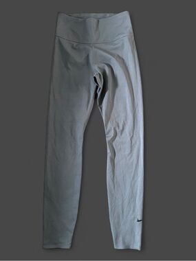 Nike women grey leggings Size XS #activewear #leggings